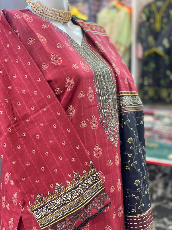 Bin Saeed 3Pc Stitched Khaddar Printed Suit with Sequin Dupatta – BSK-005